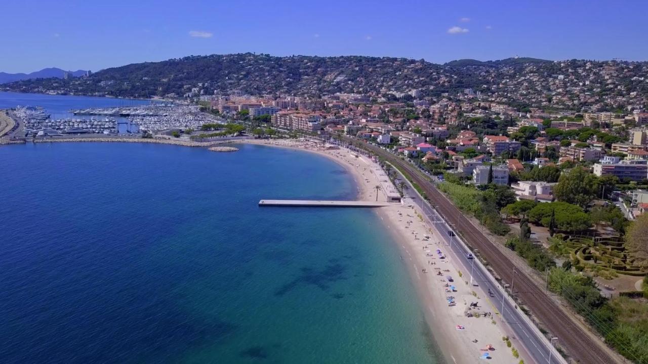 Apt Golfe Juan - 5Min Des Plages - Parking Privee - Piscine Rooftop Vallauris Eksteriør bilde